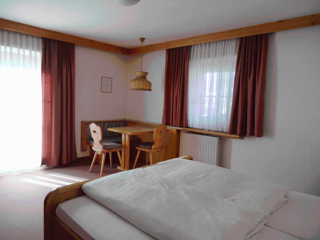 Landgasthof Dorferwirt Oberau Chambre photo